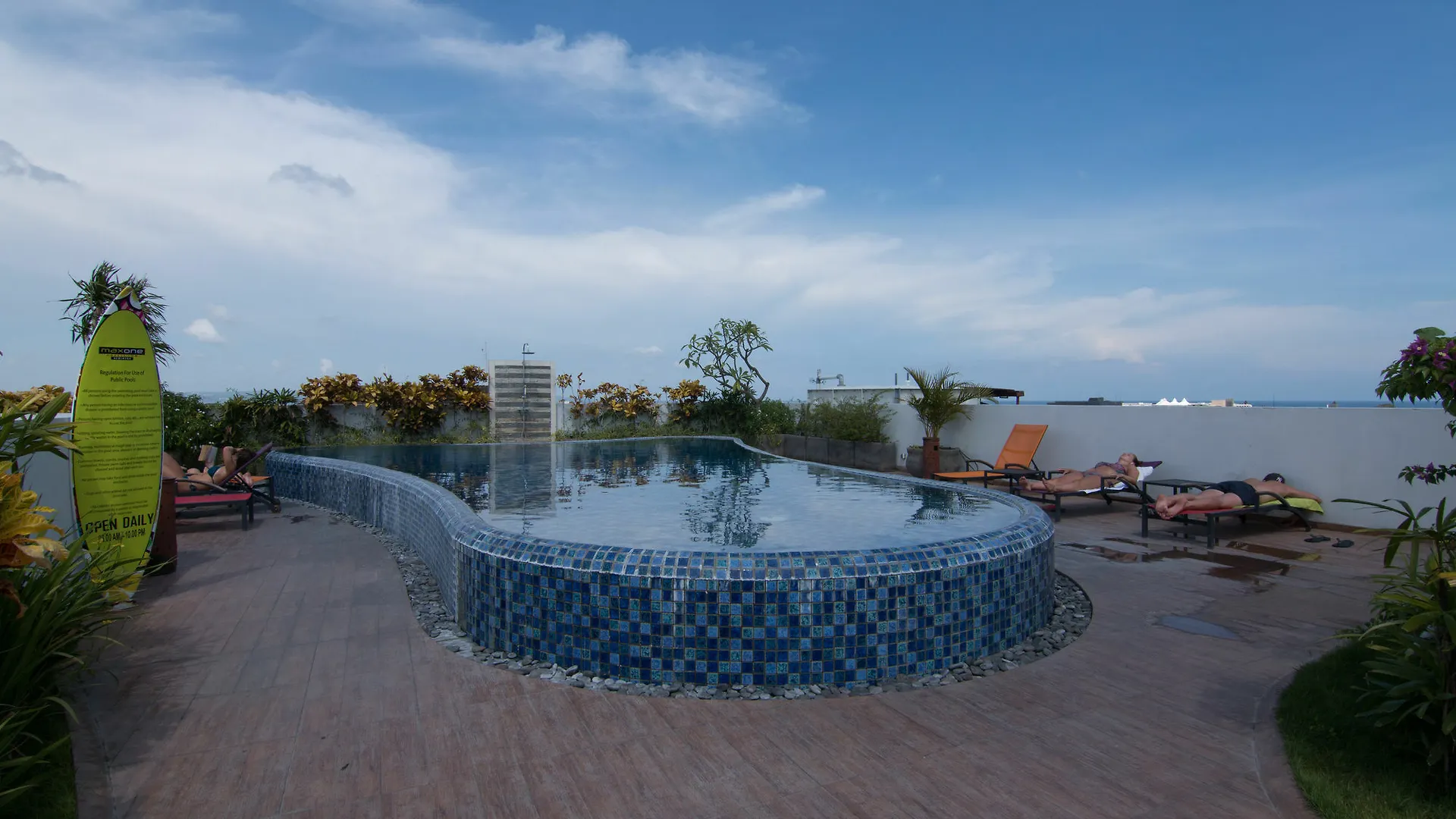 Zen Rooms Seminyak Werkudara 塞米亚克