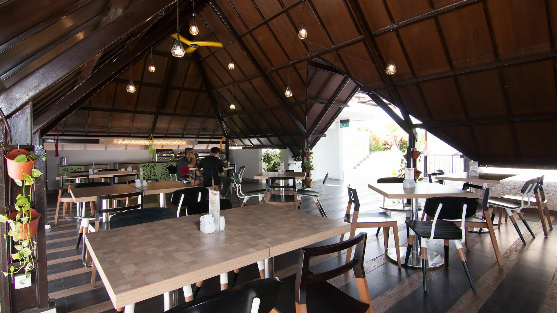 酒店 Zen Rooms Seminyak Werkudara